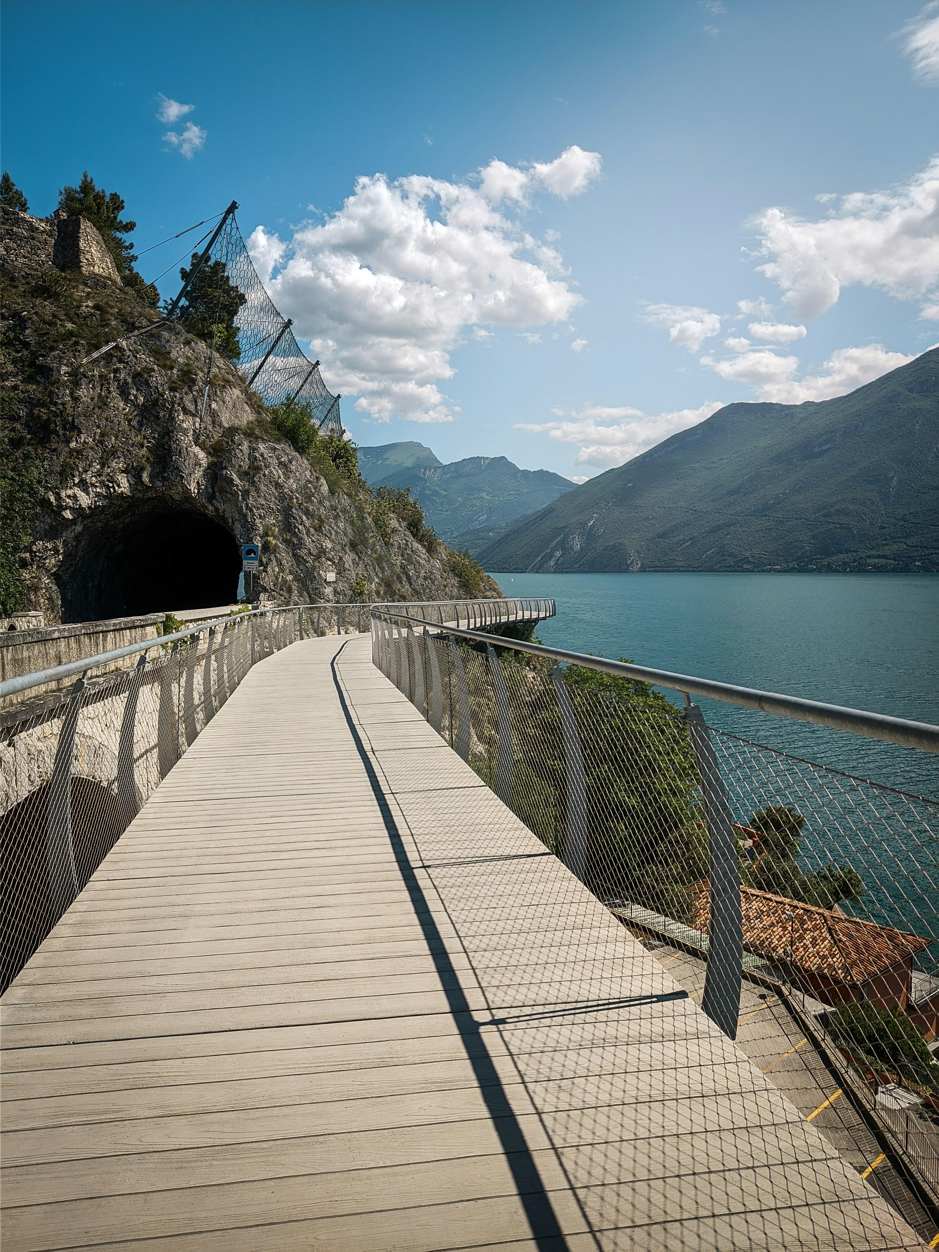 Lake-Garda-Cycle-Path-Suspended